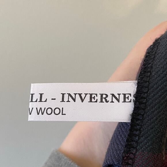 Hector Russell Small 26-28” waist tartan plaid pure wool kilt Scottish red blue - Picture 10 of 11